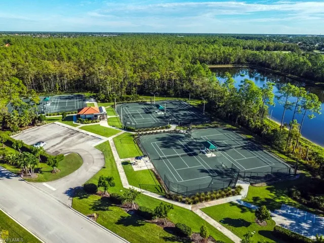 8555 Naples Heritage Dr 237, Naples, Florida 34112