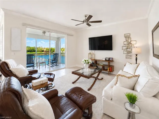 8555 Naples Heritage Dr 237, Naples, Florida 34112