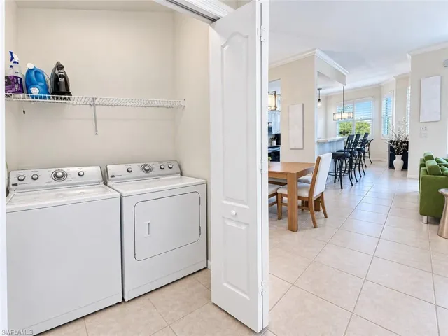 8555 Naples Heritage Dr 237, Naples, Florida 34112
