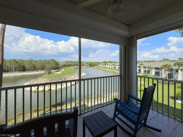 8555 Naples Heritage Dr 237, Naples, Florida 34112