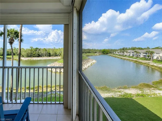 8555 Naples Heritage Dr 237, Naples, Florida 34112