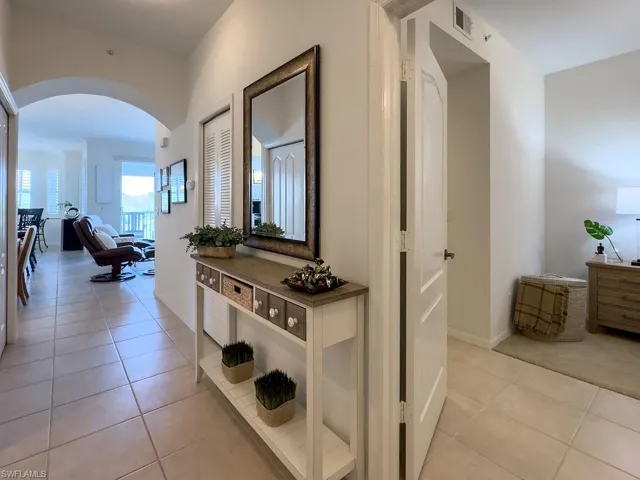 8555 Naples Heritage Dr 237, Naples, Florida 34112