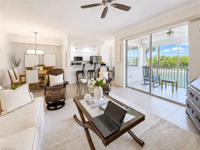 8555 Naples Heritage Dr 237, Naples, Florida 34112