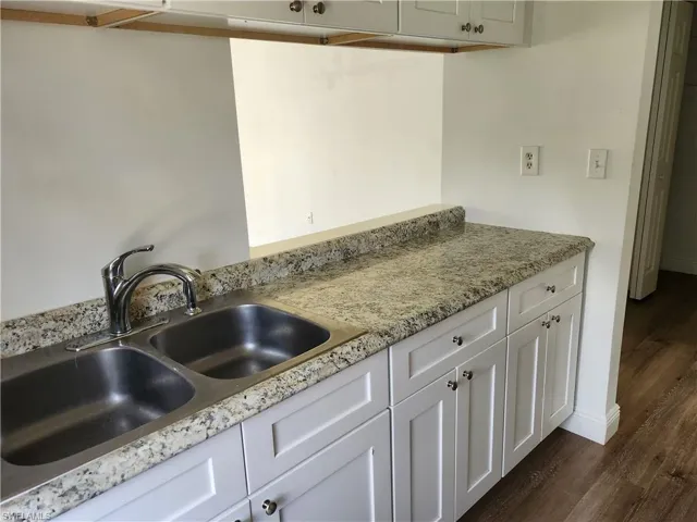 11370 & 11368 Summerwinds Ct 70, Fort Myers, Florida 33908