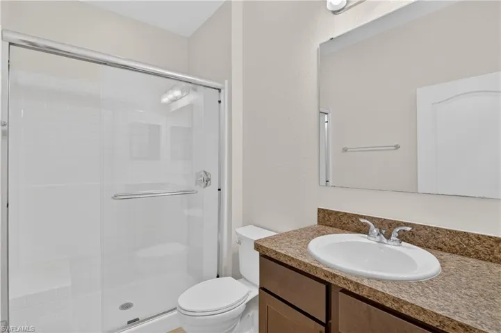Another guest bath with shower