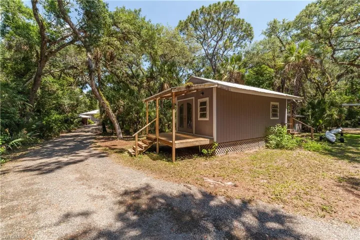 1170 Firebrand Court, LaBelle, FL 33935 - 3BR/2.5BA Custom Pool Home on 5.44 Acres