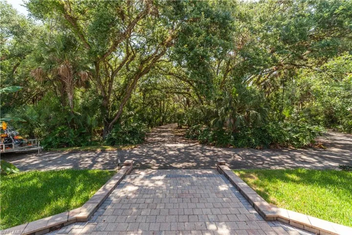 1170 Firebrand Court, LaBelle, FL 33935 - 3BR/2.5BA Custom Pool Home on 5.44 Acres