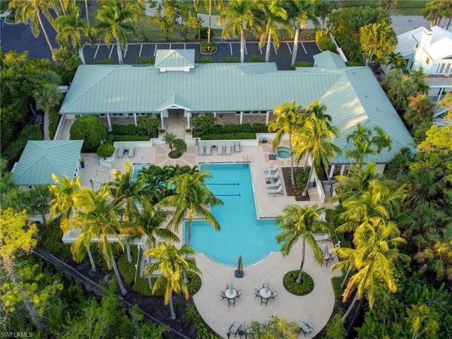 Clubhouse & Pool