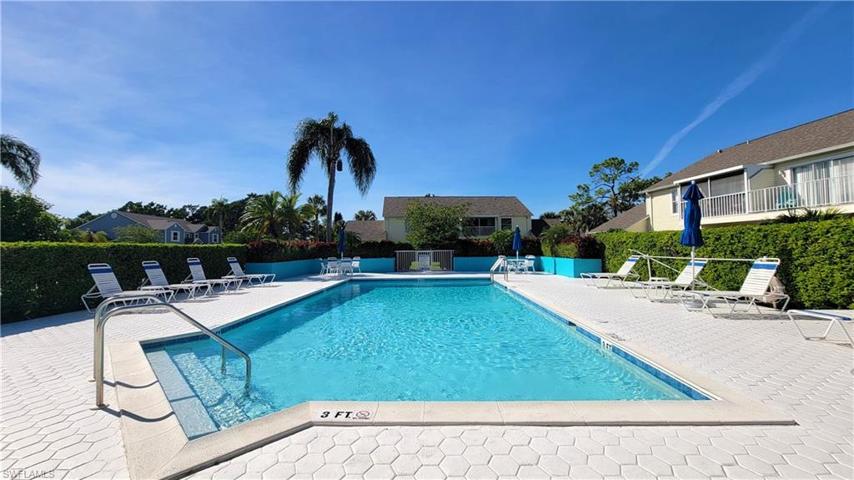 Berkshire-Village-Naples-FL-CommunityPool