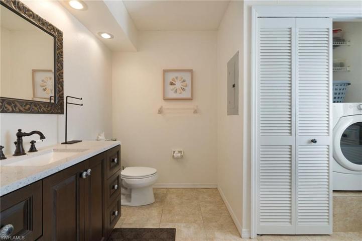 1599 Trafalgar LN-201-Naples-FL-Guestbathroom