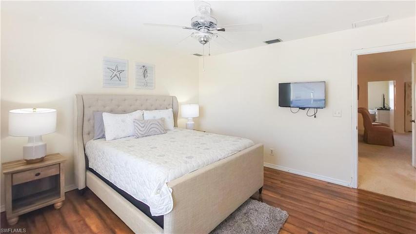 1599 Trafalgar LN-201-Naples-FL-Guestbedroom