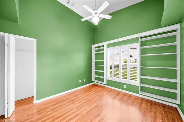 5500  Whitten  DR, Naples, FL 34104