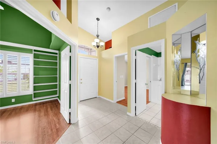 5500  Whitten  DR, Naples, FL 34104