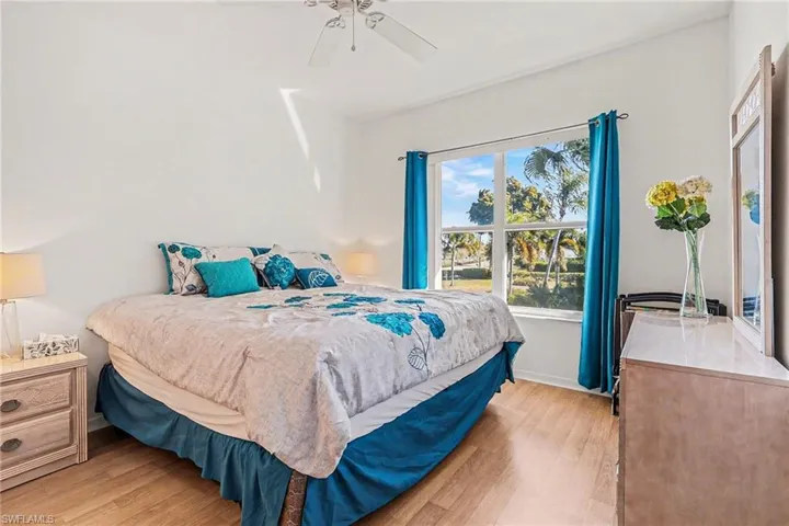 326 Bradstrom Cir 201f, Naples, Florida 34113