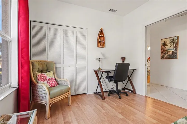 326 Bradstrom Cir 201f, Naples, Florida 34113