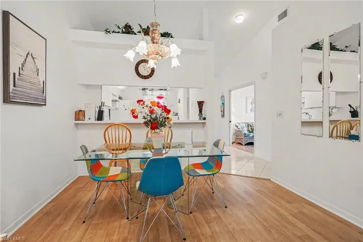 326 Bradstrom Cir 201f, Naples, Florida 34113