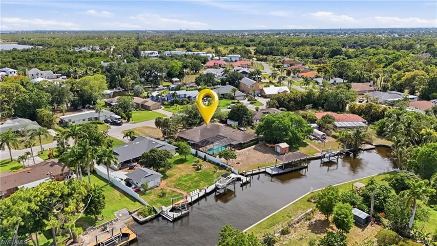 1860  Marina  CIR, North Fort Myers, FL 33903