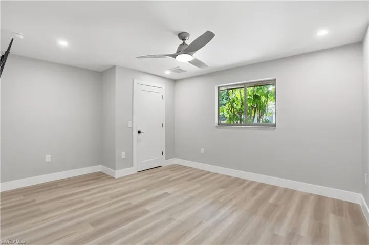1860  Marina  CIR, North Fort Myers, FL 33903
