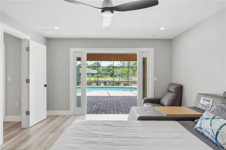 1860 Marina Cir, North Fort Myers, Florida 33903