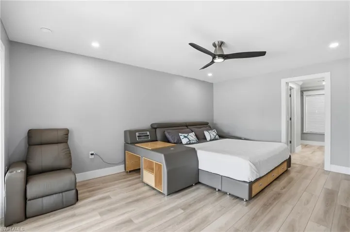 1860  Marina  CIR, North Fort Myers, FL 33903