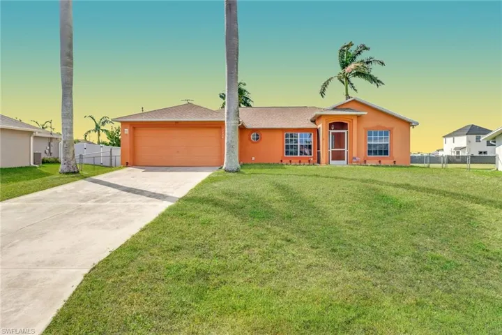 1234 SW 4th  PL, Cape Coral, FL 33991