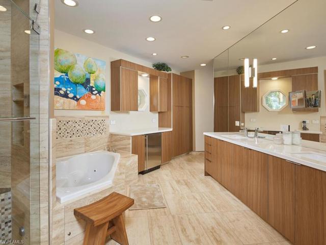 Updated en suite bathroom with soaking tub, walk in shower and vanity area.