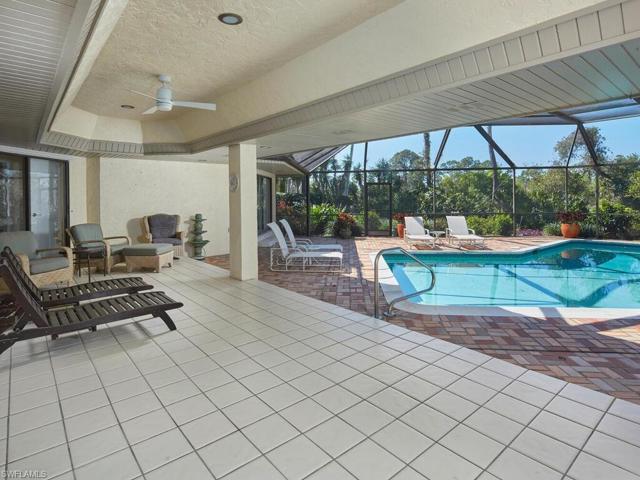 This covered area is where you will enjoy a relaxing morning, afternoon or evening!