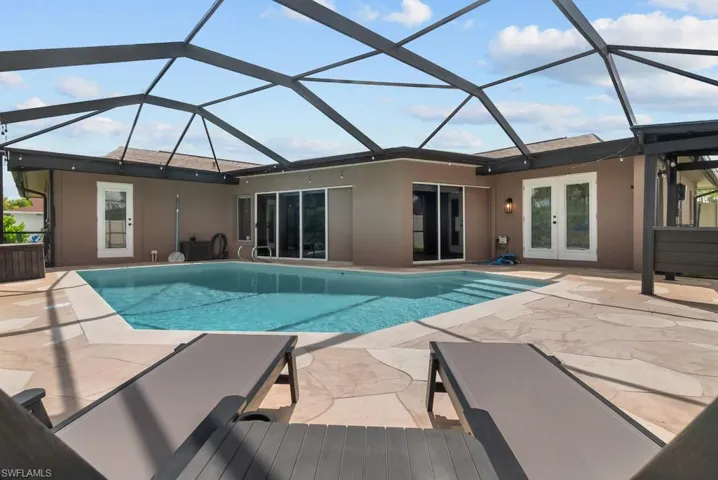 1380 Burgundy Dr, Fort Myers, Florida 33919