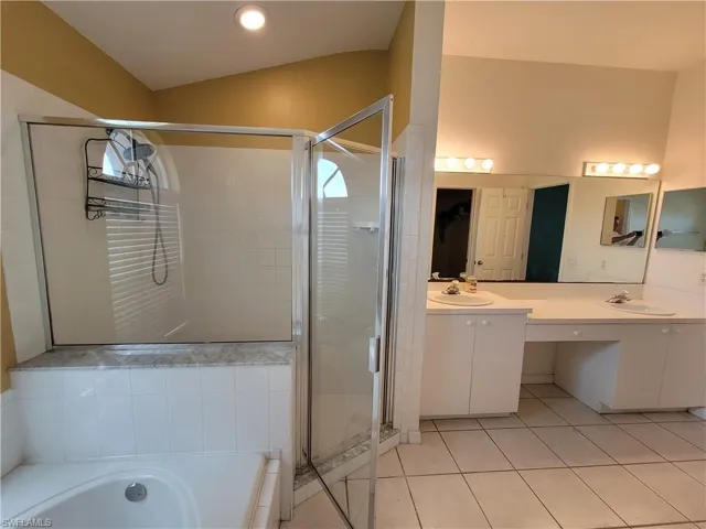 4409 Varsity Lakes Dr, Lehigh Acres, Florida 33971