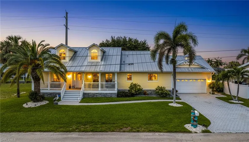 27130  Holly  LN, Bonita Springs, FL 34135
