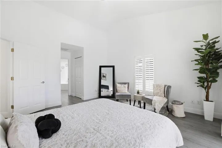 27130  Holly  LN, Bonita Springs, FL 34135