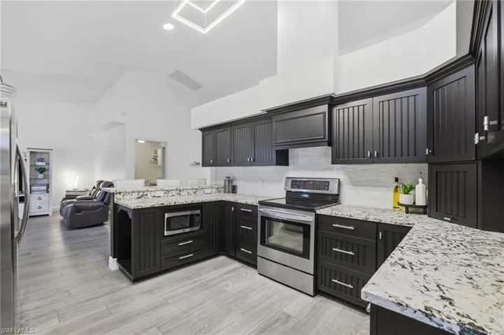 27130  Holly  LN, Bonita Springs, FL 34135