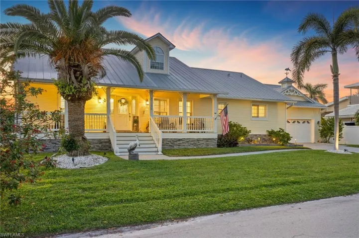 27130  Holly  LN, Bonita Springs, FL 34135