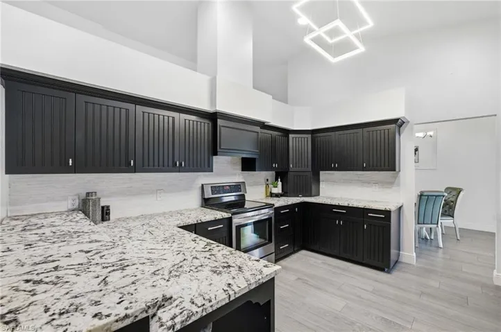 27130  Holly  LN, Bonita Springs, FL 34135