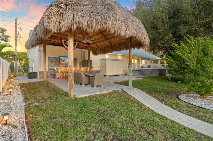 27130  Holly  LN, Bonita Springs, FL 34135