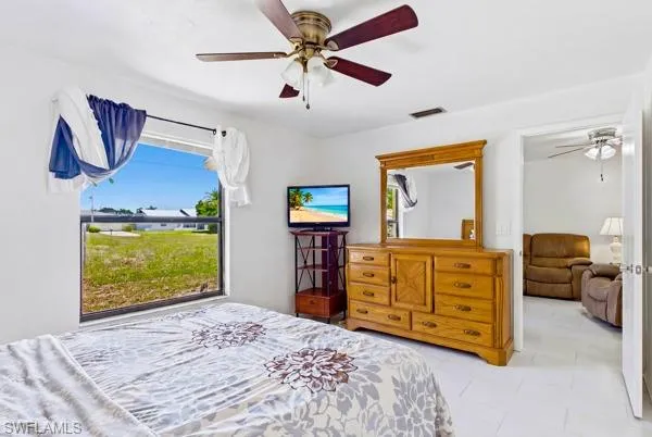 4407 Sw 7th Pl 4, Cape Coral, Florida 33914