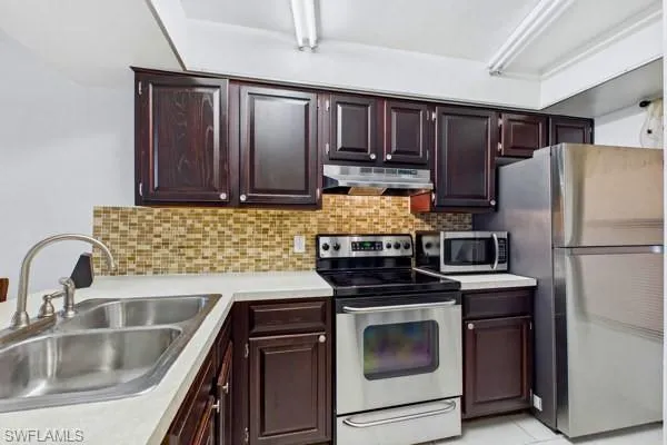 4407 Sw 7th Pl 4, Cape Coral, Florida 33914