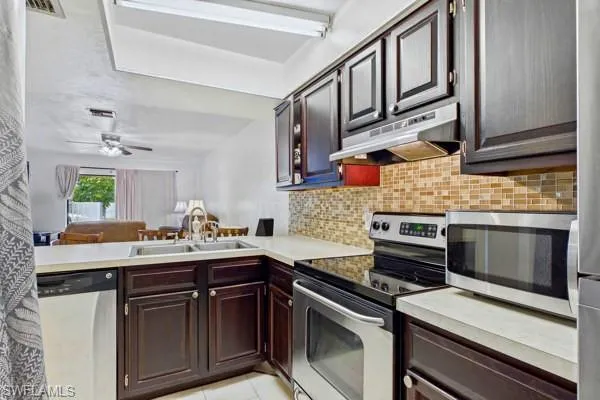 4407 Sw 7th Pl 4, Cape Coral, Florida 33914