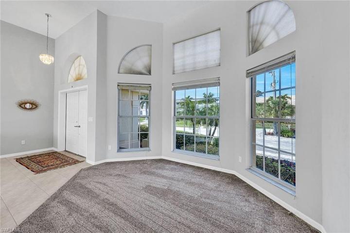 633  Blackmore  CT, MARCO ISLAND, FL 34145