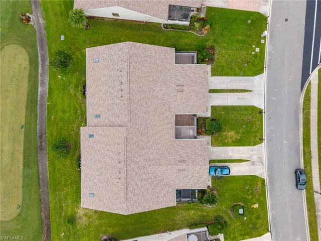 Four unit building