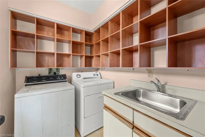 279 Ferry Landing Dr, Sanibel, Florida 33957