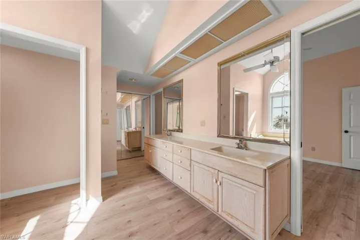 279 Ferry Landing Dr, Sanibel, Florida 33957
