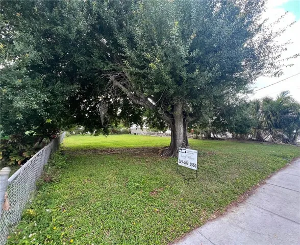 407 S 1st  ST, Immokalee, FL 34142