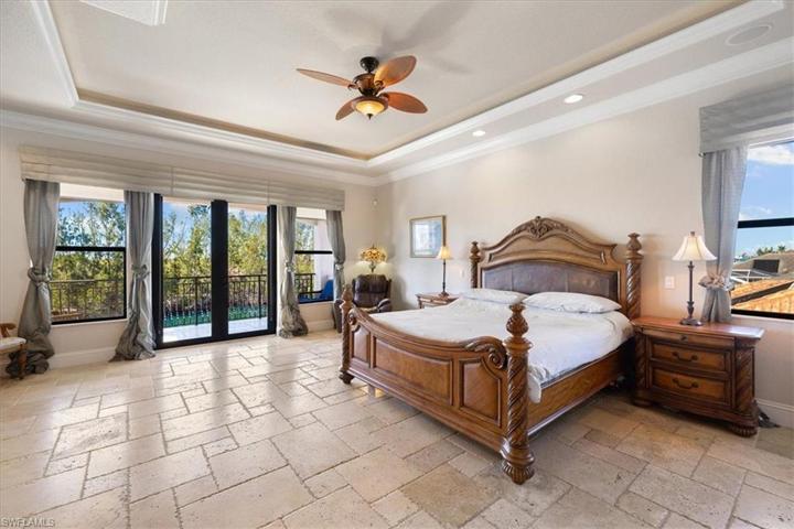 HUGE master suite