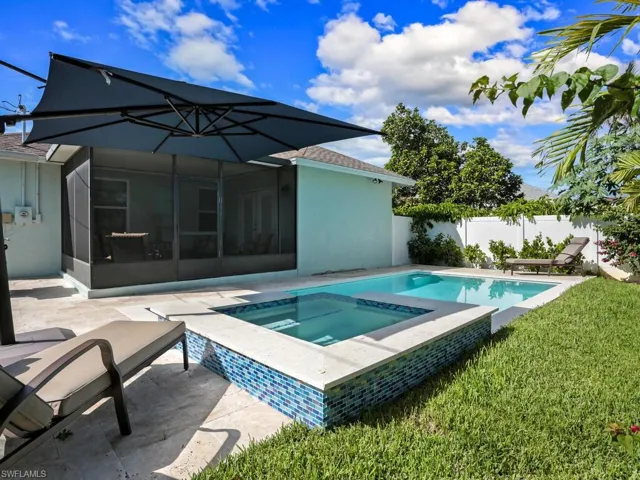 783 92nd Ave N, Naples, Florida 34108