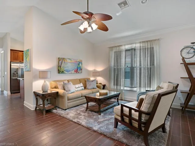 783 92nd Ave N, Naples, Florida 34108