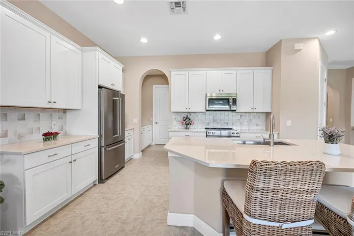 1378  Petone  CT, Naples, FL 34113