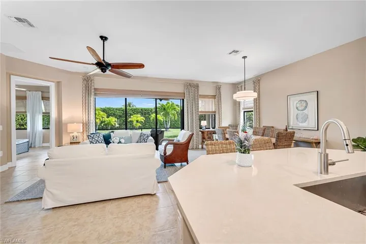1378  Petone  CT, Naples, FL 34113