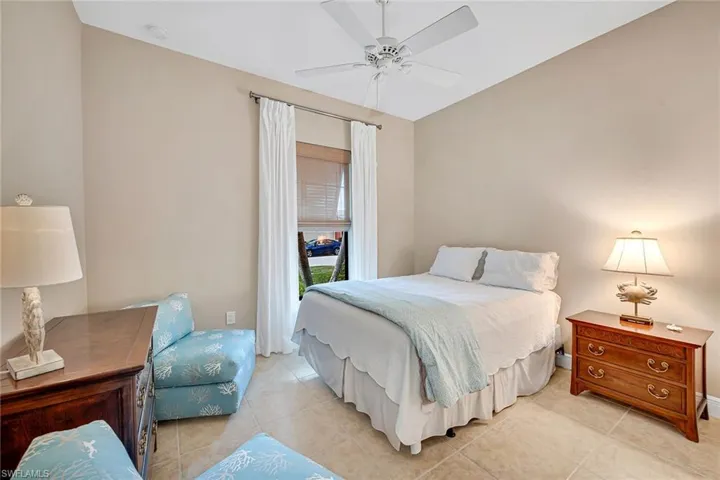 1378  Petone  CT, Naples, FL 34113