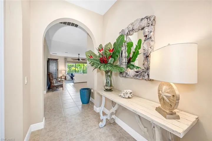 1378  Petone  CT, Naples, FL 34113